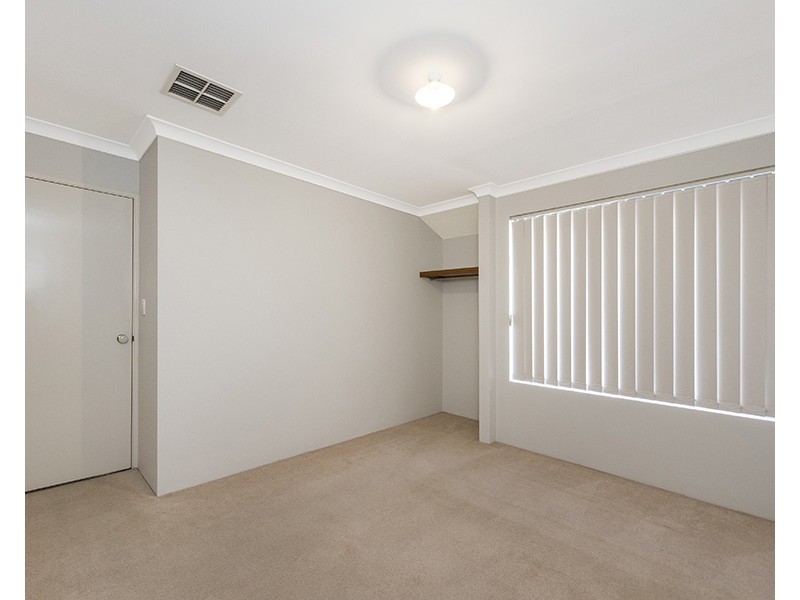 31 Killara Ave, Ellenbrook WA 6069