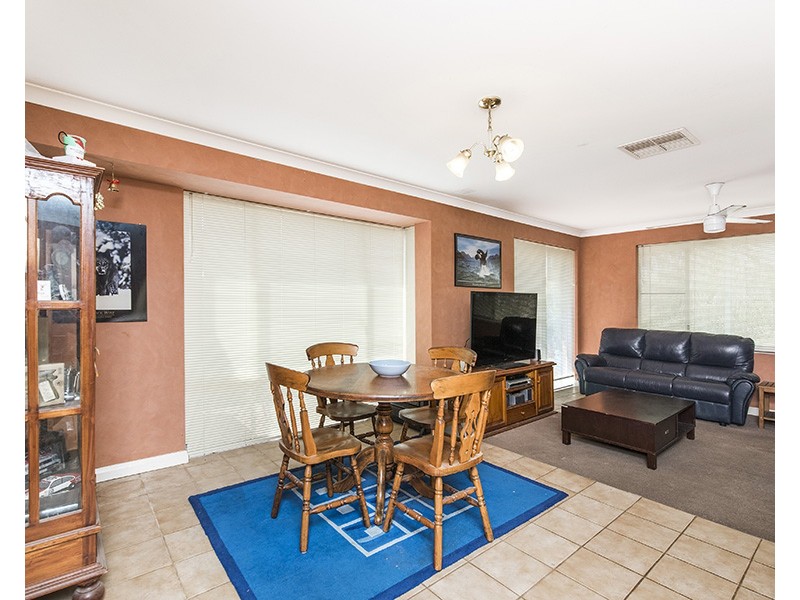8 Pinea Turn, Ellenbrook WA 6069