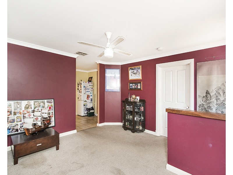 8 Pinea Turn, Ellenbrook WA 6069