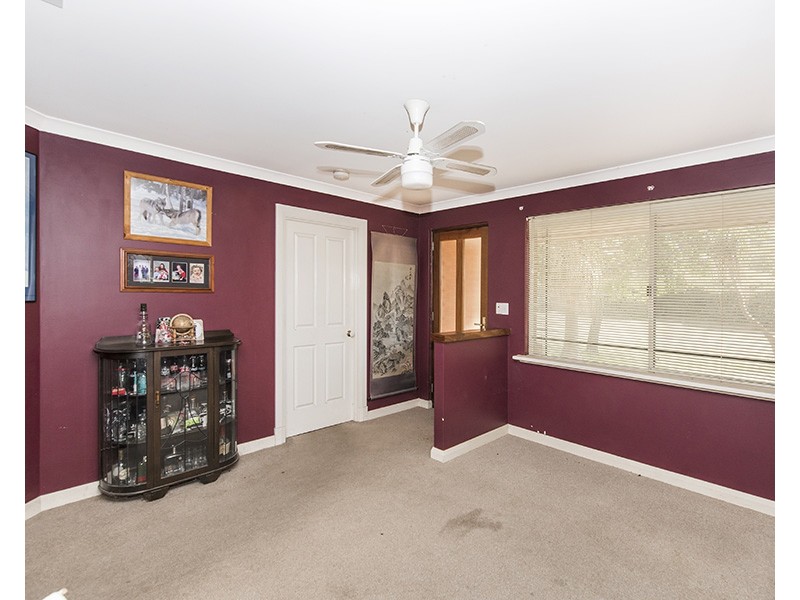 8 Pinea Turn, Ellenbrook WA 6069