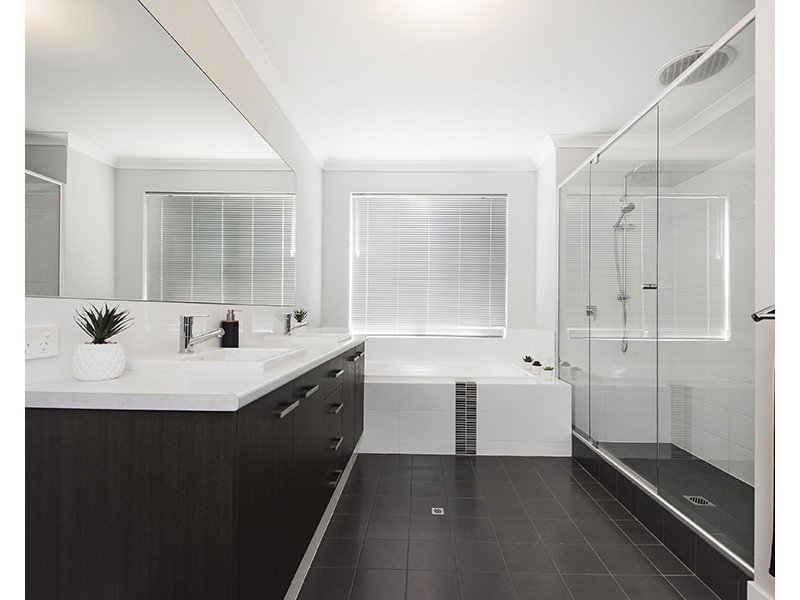 113 Pineroo Terrace, Ellenbrook WA 6069