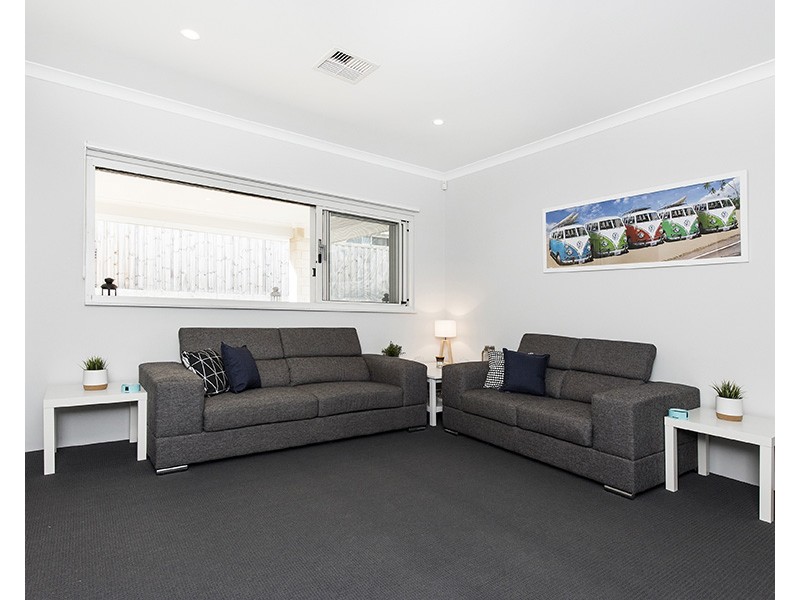 113 Pineroo Terrace, Ellenbrook WA 6069