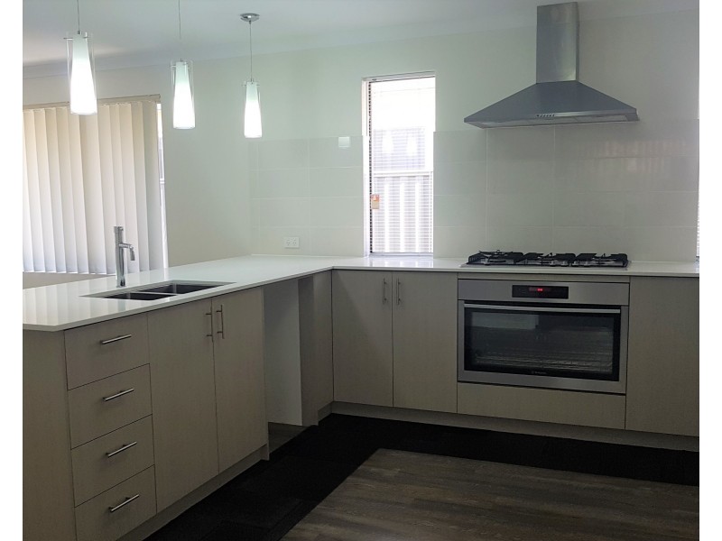 93 Windermere Boulevard, Aveley WA 6069