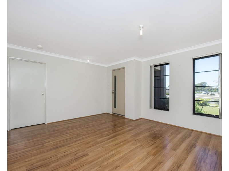 34C Parnham Avenue, Ellenbrook WA 6069