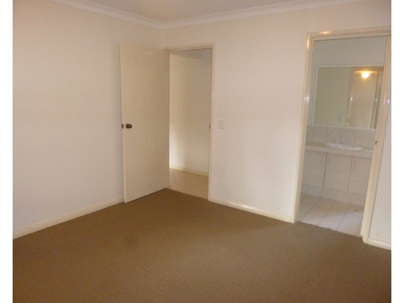 12 Watervista Close, The Vines WA 6069