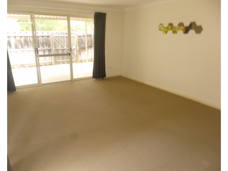 12 Watervista Close, The Vines WA 6069