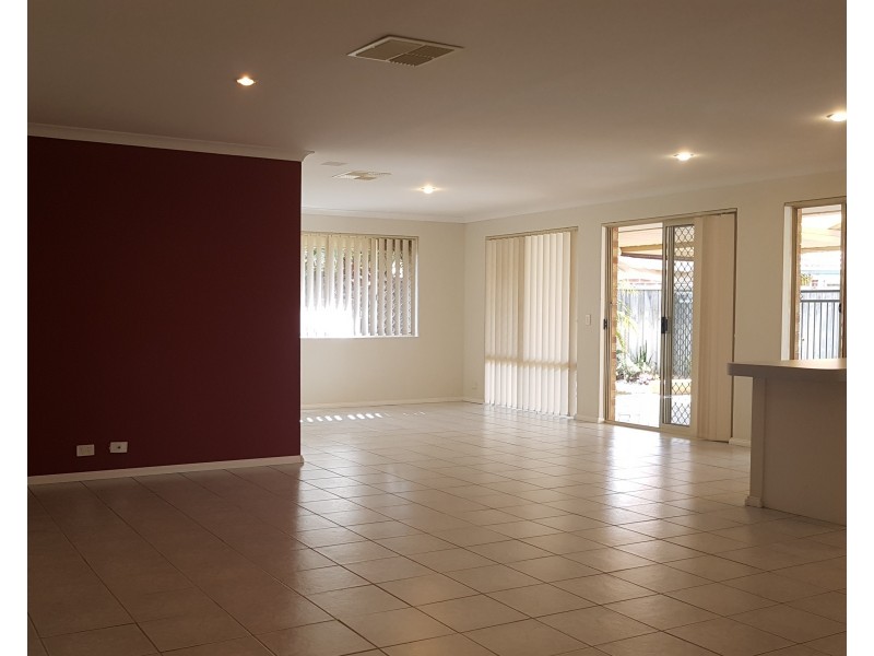 3 Pinea Turn, Ellenbrook WA 6069