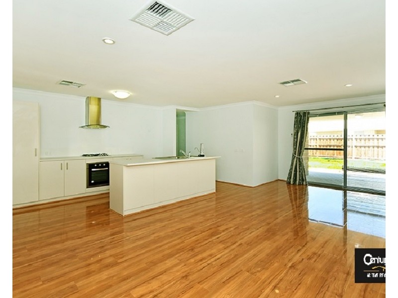 5 Redland Lane, Ellenbrook WA 6069