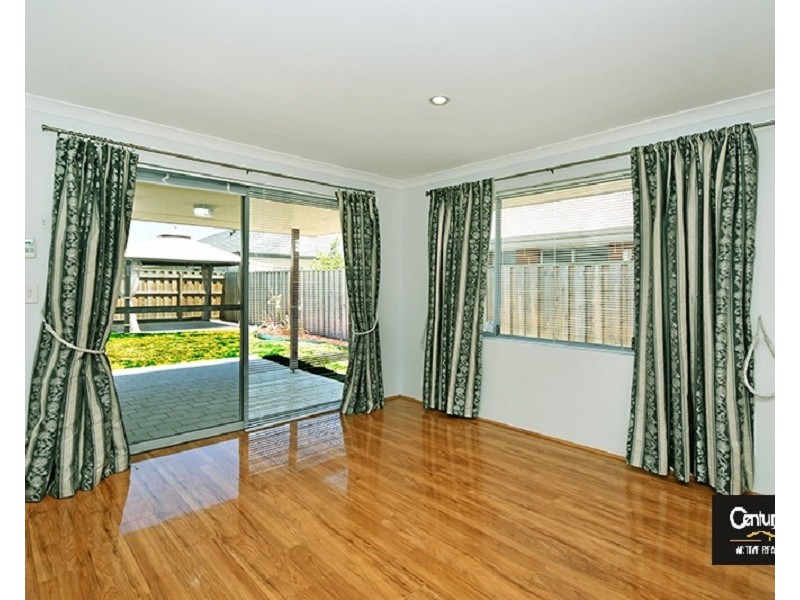 5 Redland Lane, Ellenbrook WA 6069