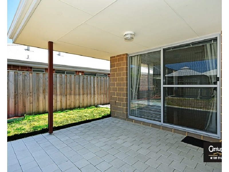 5 Redland Lane, Ellenbrook WA 6069