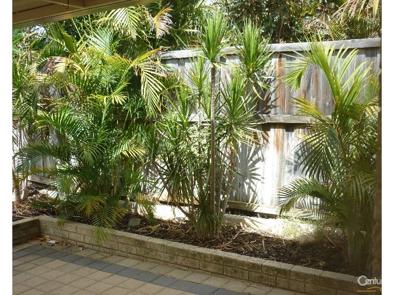 60 Sunray Circle, Ellenbrook WA 6069