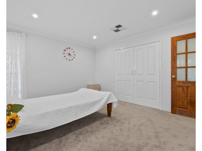 36 Vidalia Drive, Aveley WA 6069