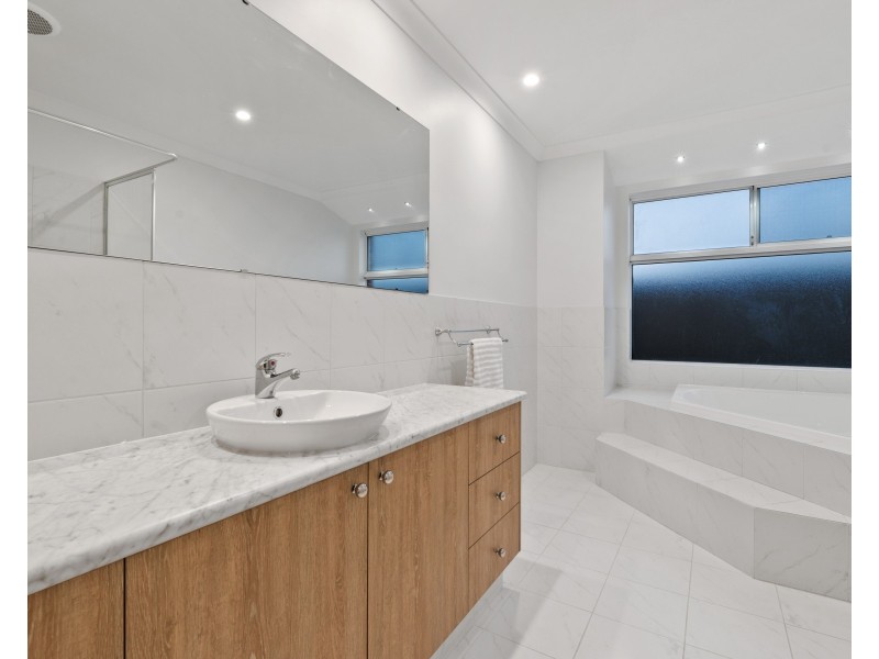 36 Vidalia Drive, Aveley WA 6069