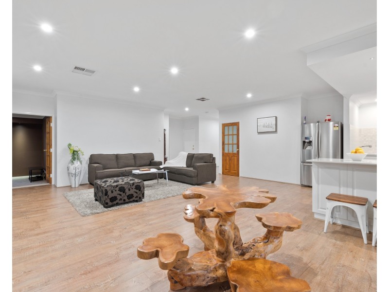 36 Vidalia Drive, Aveley WA 6069