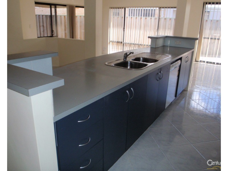 76 Halpin Circle, Ellenbrook WA 6069