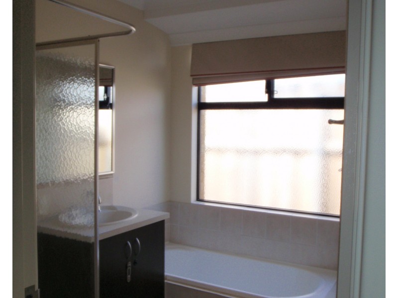 76 Halpin Circle, Ellenbrook WA 6069