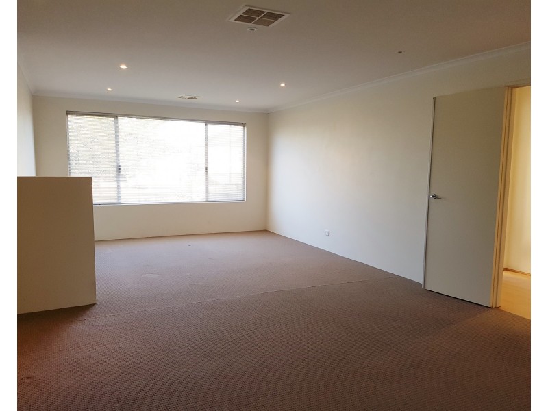 3 Hessian Street, Aveley WA 6069