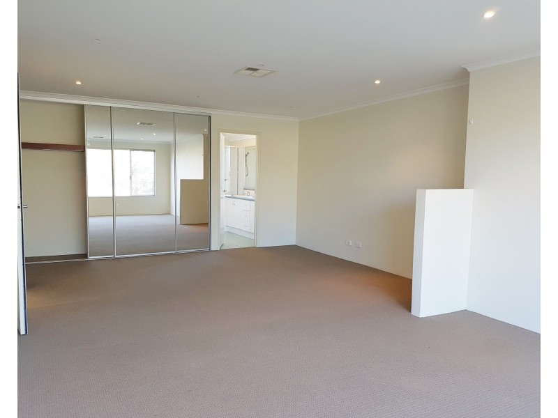 3 Hessian Street, Aveley WA 6069