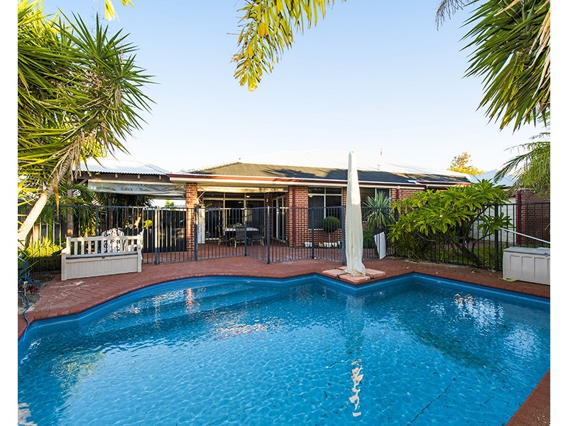 21 Fairview Heights, Ellenbrook WA 6069