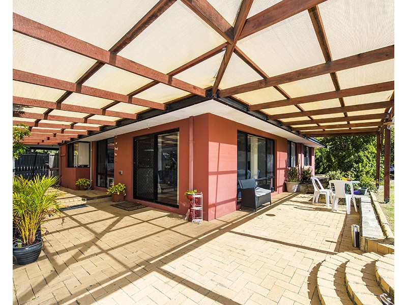 19 Rossini Circle, Ellenbrook WA 6069