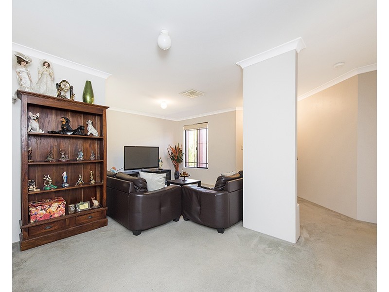 19 Rossini Circle, Ellenbrook WA 6069
