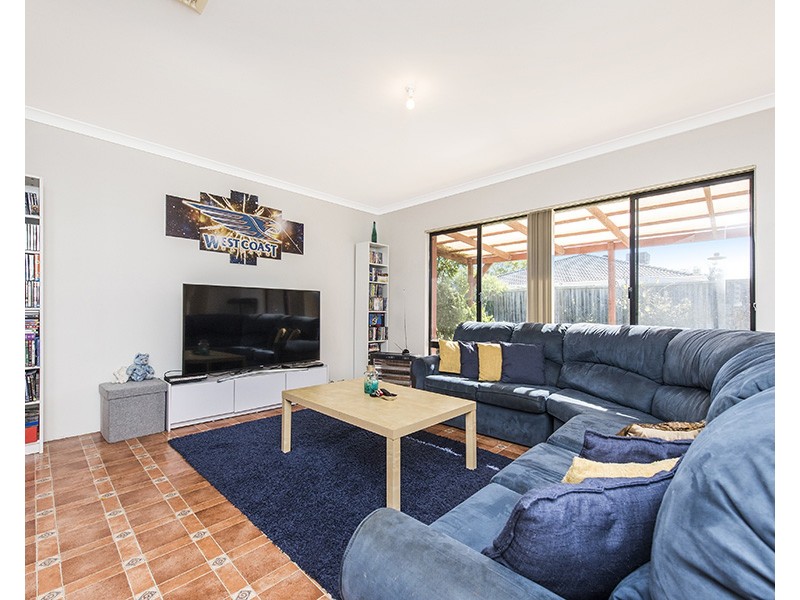 19 Rossini Circle, Ellenbrook WA 6069