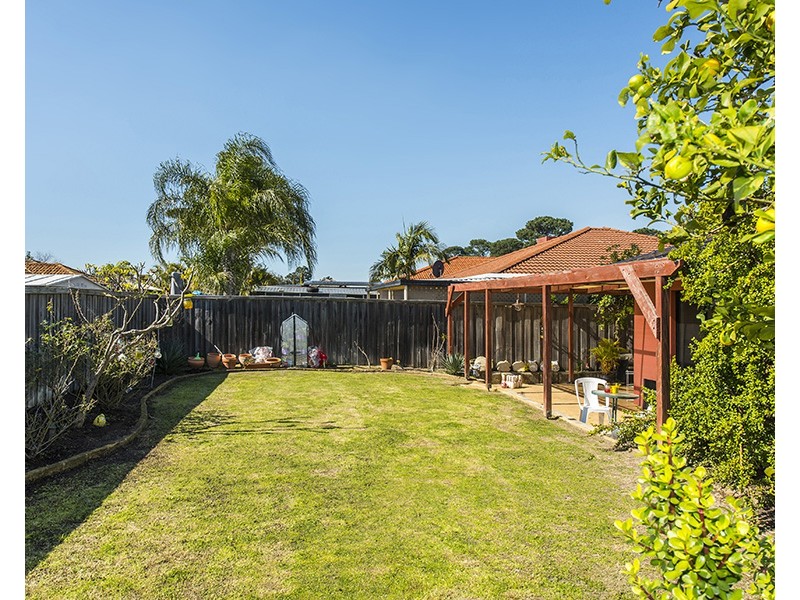 19 Rossini Circle, Ellenbrook WA 6069