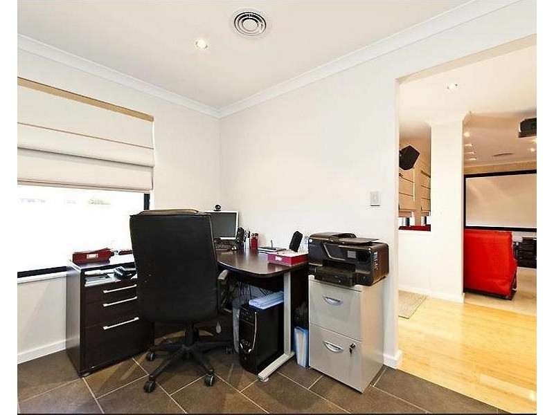 2 Granesse Drive, Ellenbrook WA 6069