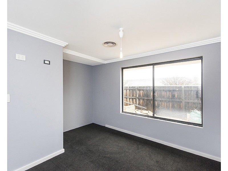 2 Granesse Drive, Ellenbrook WA 6069