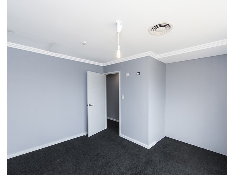 2 Granesse Drive, Ellenbrook WA 6069