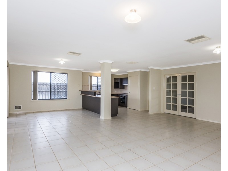 12 Rakich Drive, Ellenbrook WA 6069