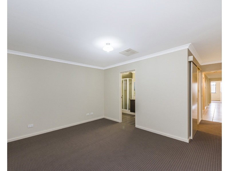 12 Rakich Drive, Ellenbrook WA 6069