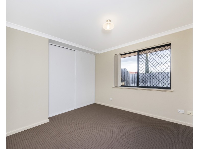 12 Rakich Drive, Ellenbrook WA 6069