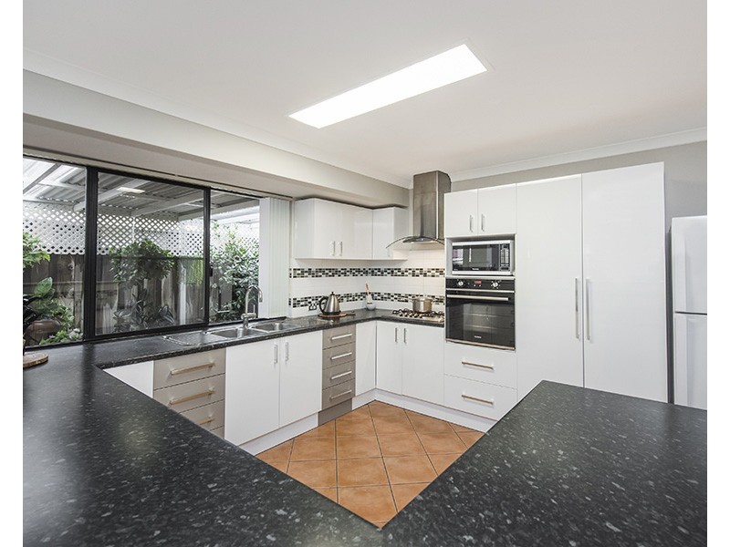 21 Roma Vista, Ellenbrook WA 6069