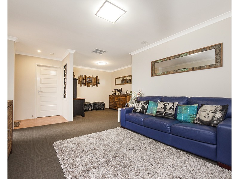21 Roma Vista, Ellenbrook WA 6069