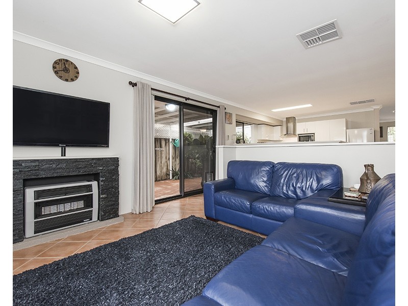 21 Roma Vista, Ellenbrook WA 6069