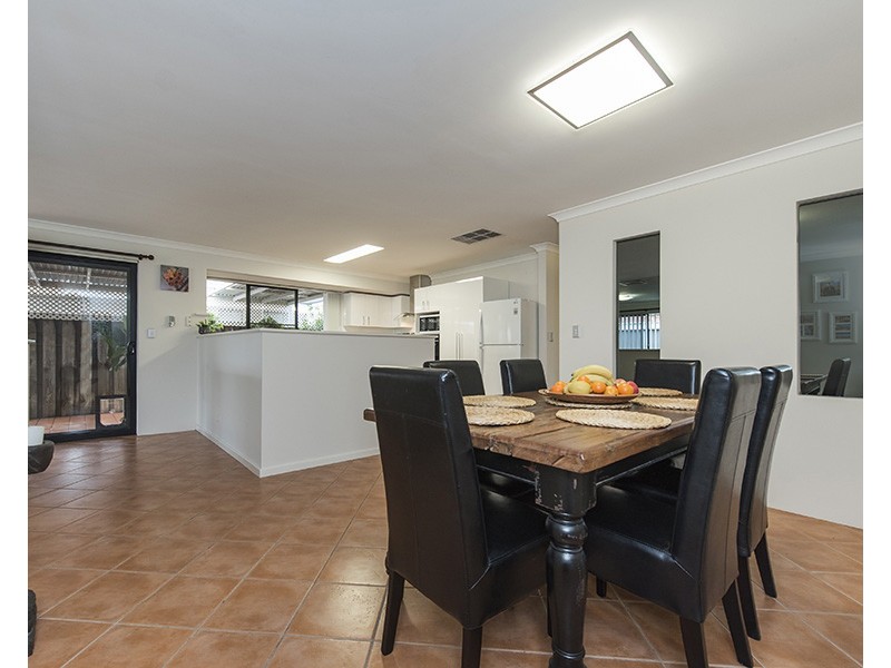 21 Roma Vista, Ellenbrook WA 6069