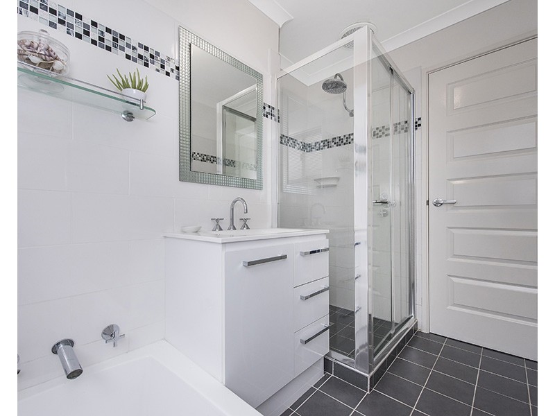 21 Roma Vista, Ellenbrook WA 6069