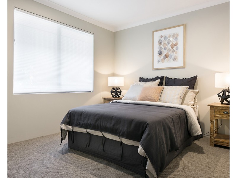 24 Windermere Blvd, Aveley WA 6069