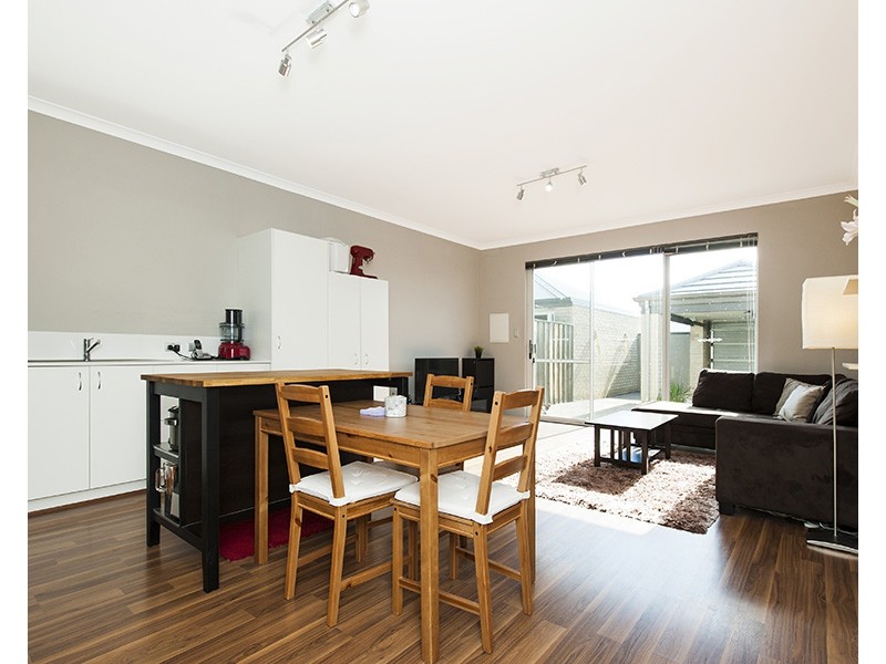 45 Grassdale Parkway, Ellenbrook WA 6069