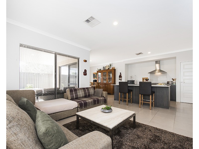 7 Aldine Ridge, Aveley WA 6069