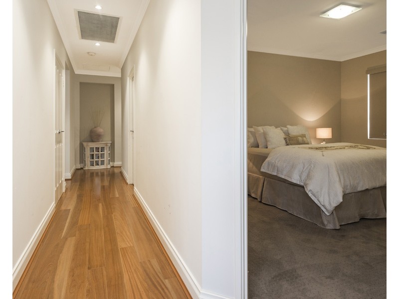 6 Shipton Lane, The Vines WA 6069