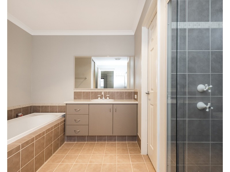 6  Elata Close, Ellenbrook WA 6069