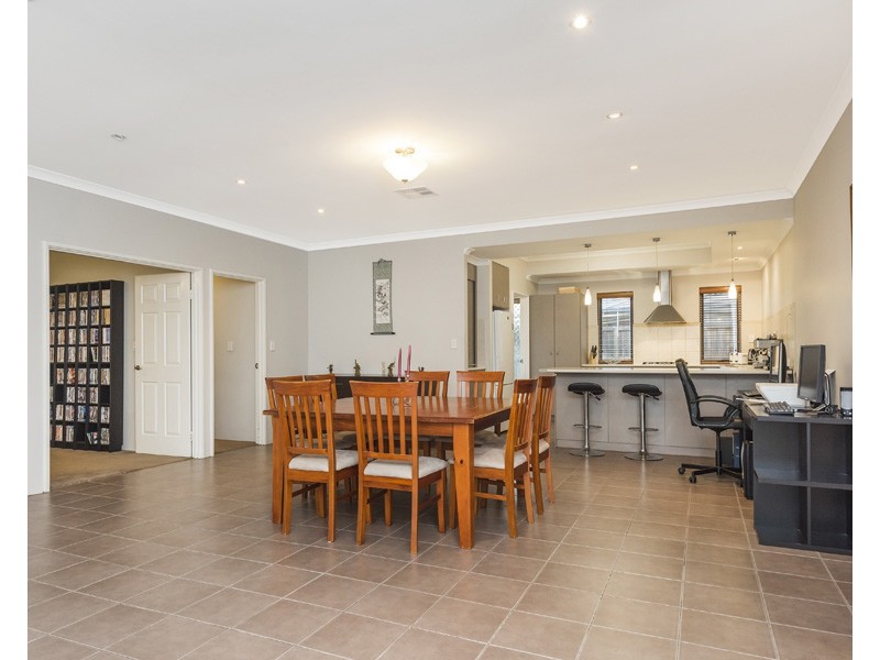 6  Elata Close, Ellenbrook WA 6069