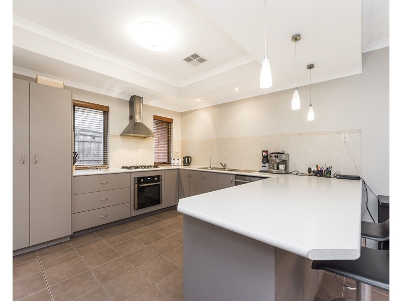 6  Elata Close, Ellenbrook WA 6069