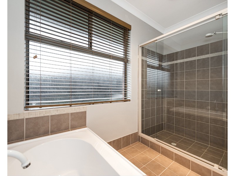 6  Elata Close, Ellenbrook WA 6069