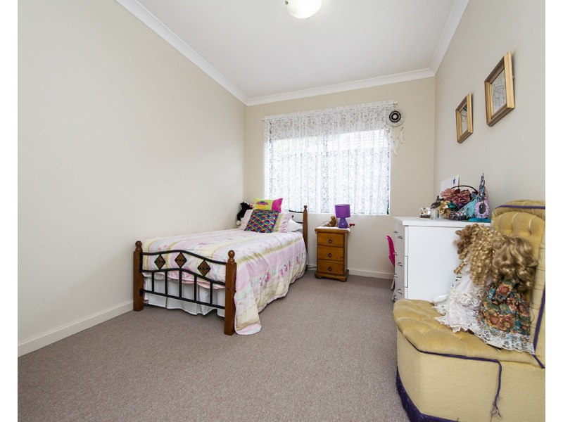 23 Sunray Circle, Ellenbrook WA 6069