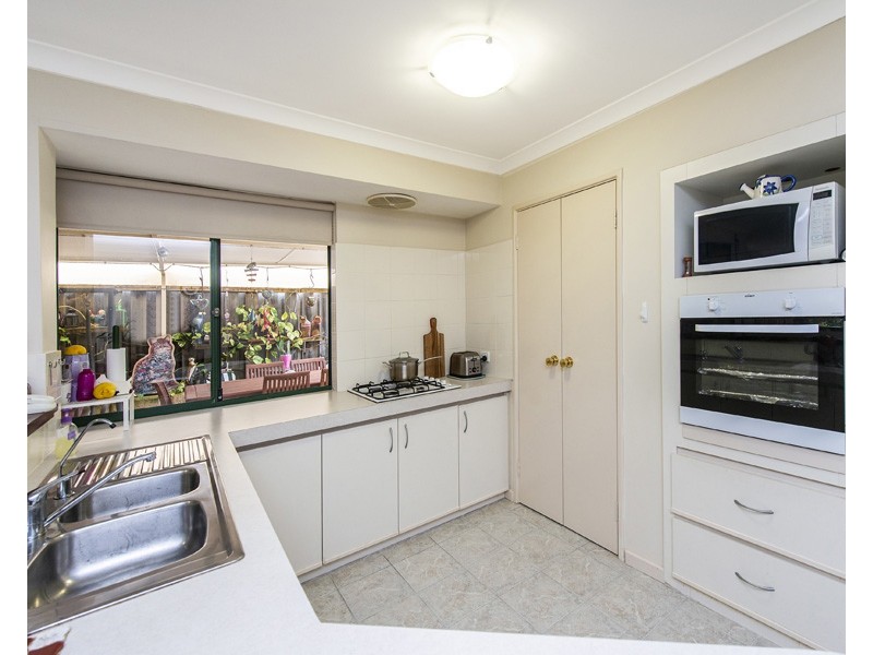 23 Sunray Circle, Ellenbrook WA 6069