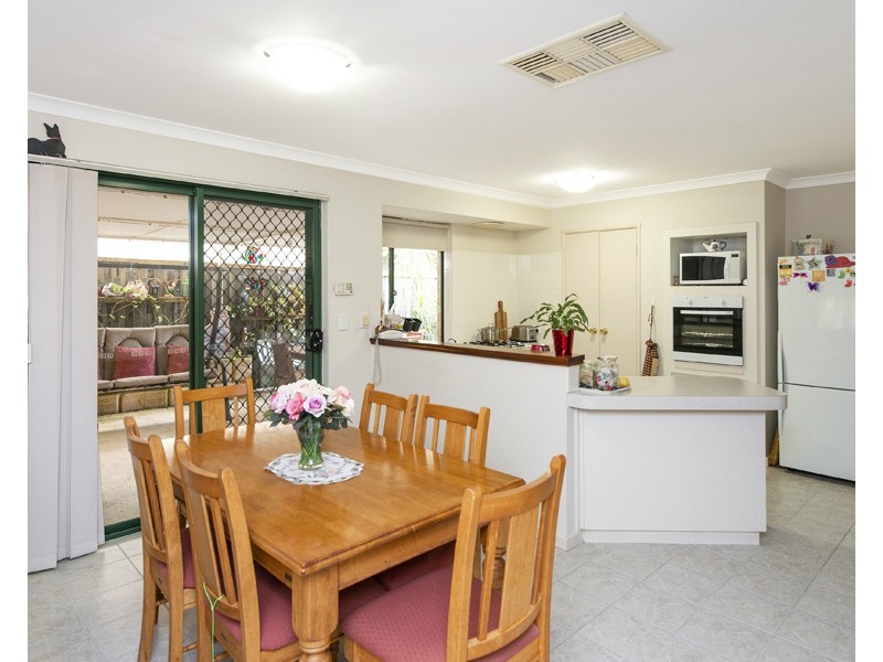 23 Sunray Circle, Ellenbrook WA 6069