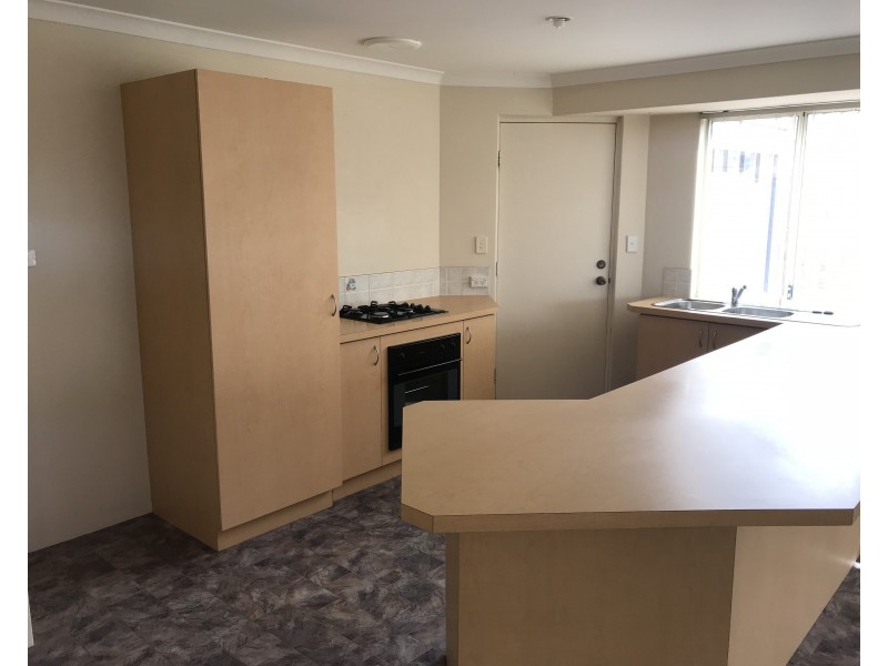 9/107 Bronzewing Ave, Ellenbrook WA 6069